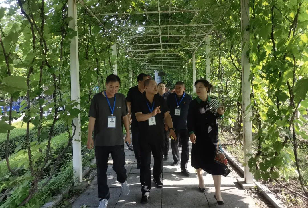8匯1跨省考察交流 共謀合作雙贏——寬甸鴨綠江商會到通天酒業參觀考察 2-329.png